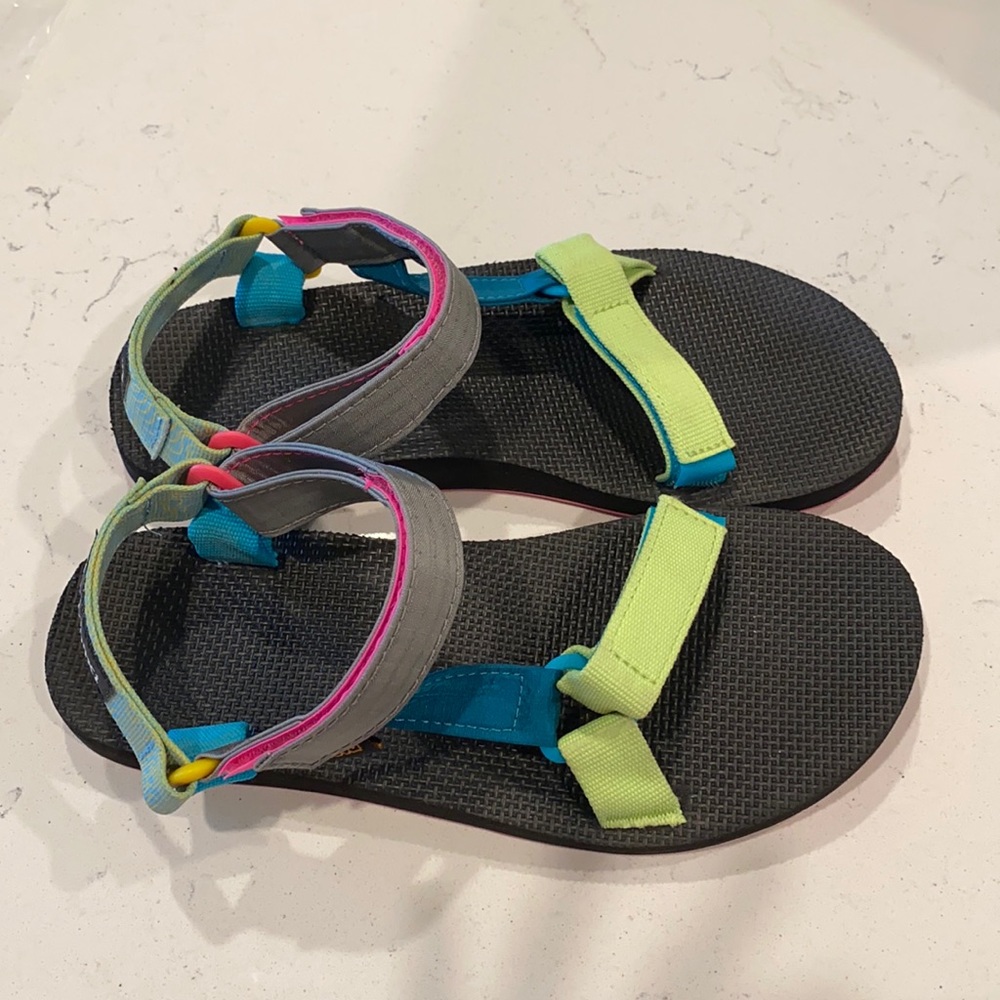 Teva Cotopaxi 8 limited edition